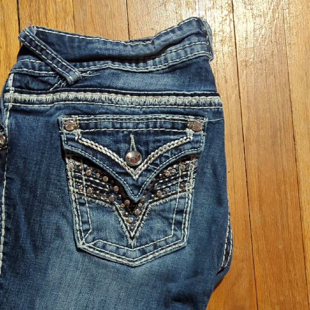Vigoss Women's Blue Boot Cut Jeans with Embellished Pockets